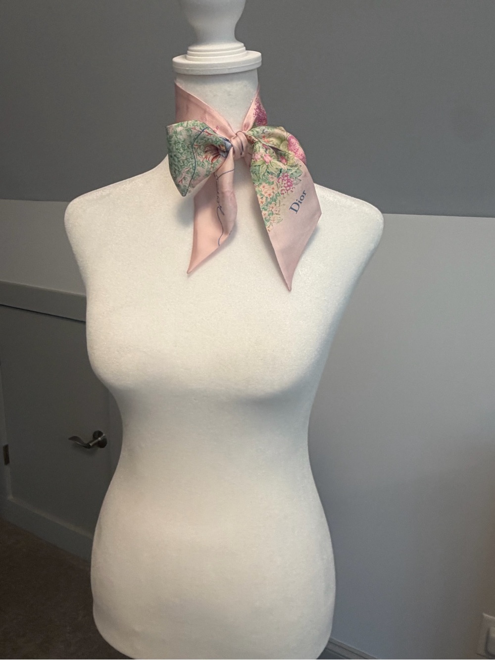 Christian Dior Mitzah Silk Scarf Pink Floral Garden Couture Bee Ribbon - Picture 2 of 5